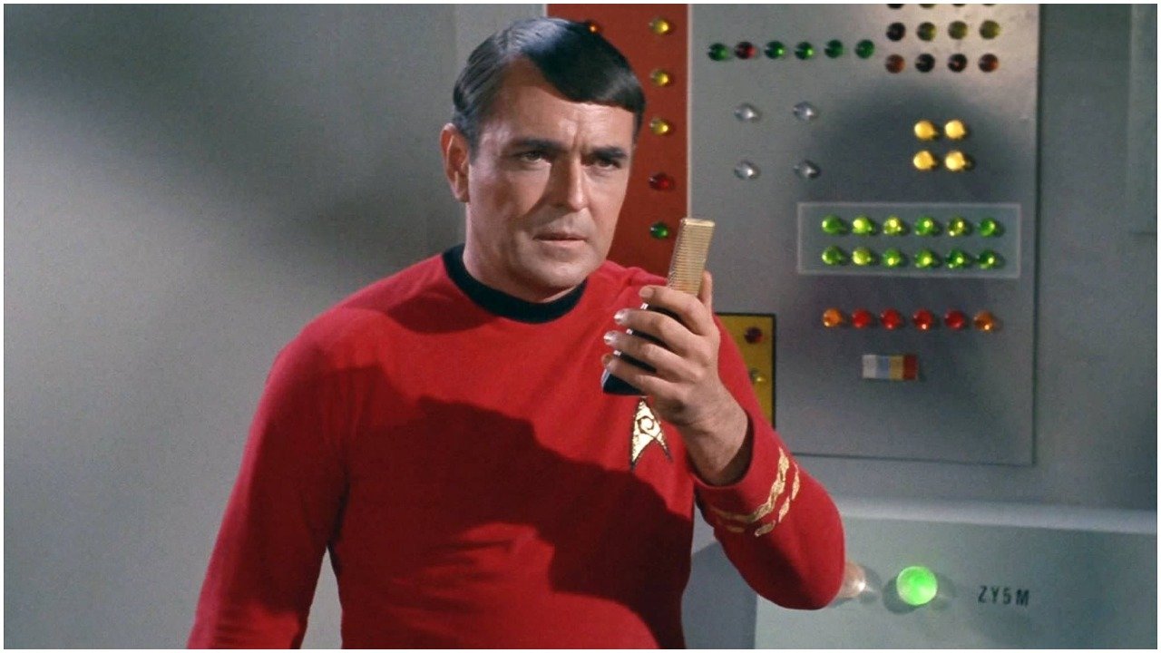 Scotty-using-communicator